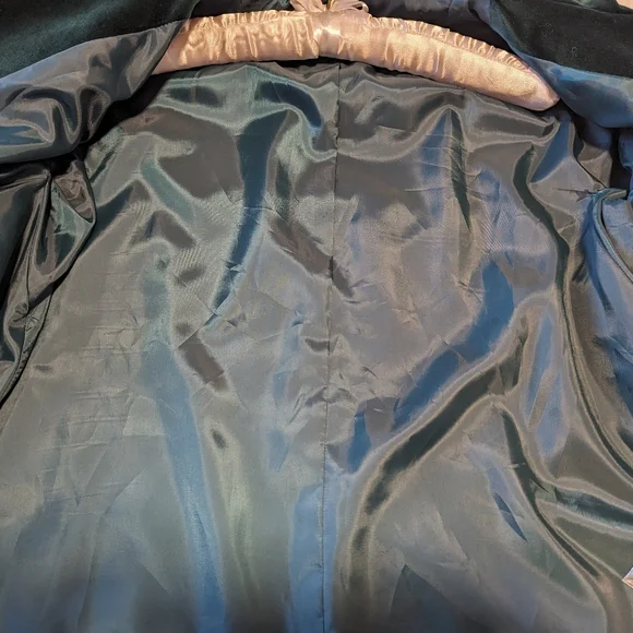 Blazer/Jacket Talbots Hunter Green  Velour, Lined, Size 8, NWOT - Picture 9 of 10